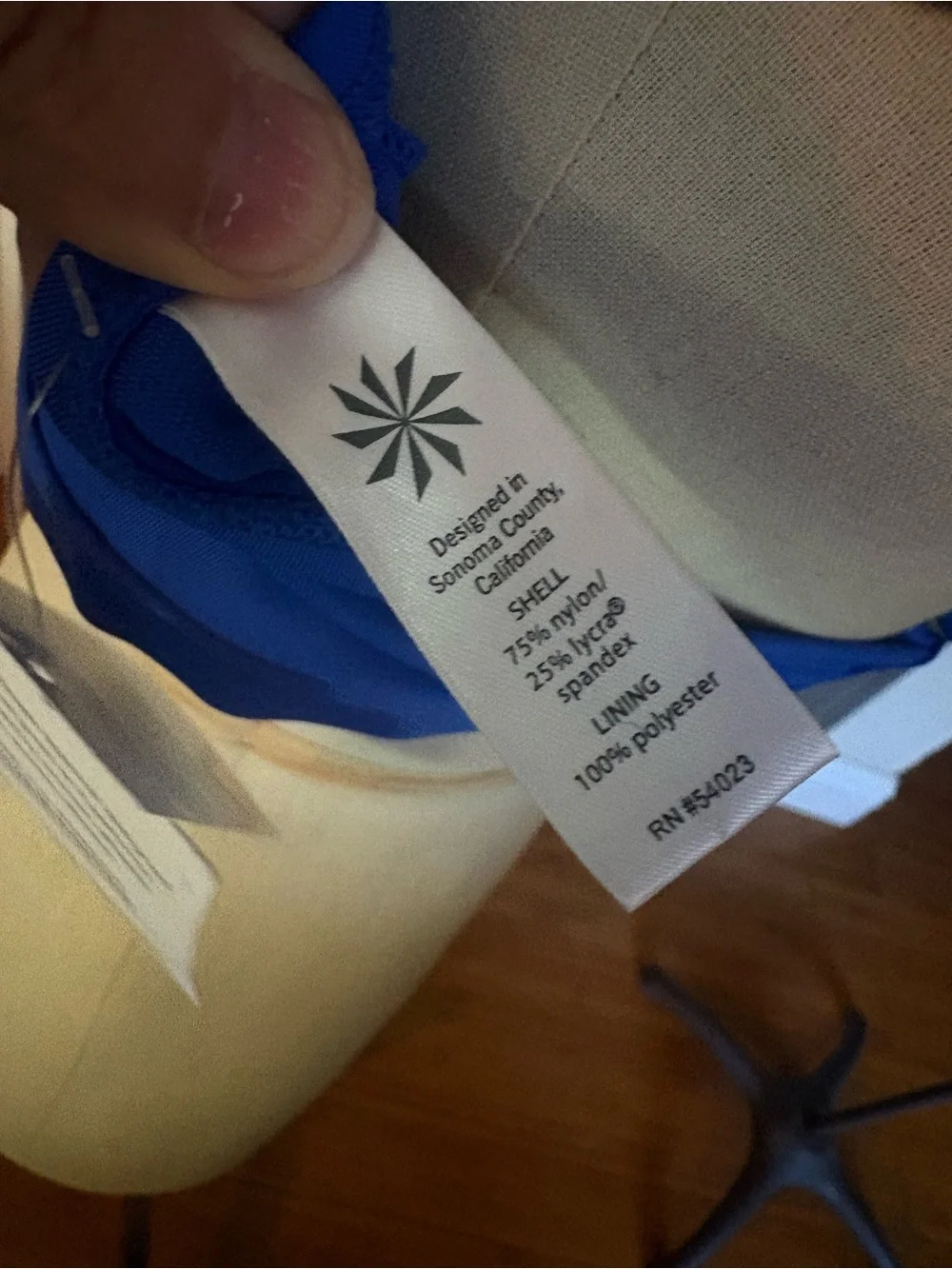 NWT Athleta Scoop Bikini Casp Swim Top Royal Blue Criss Cross Back Size Large